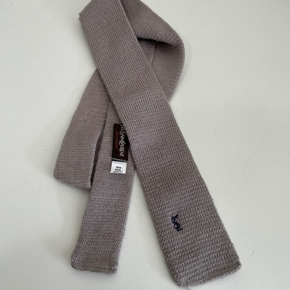 VINTAGE Yves St Laurent 100% wool tie, grey